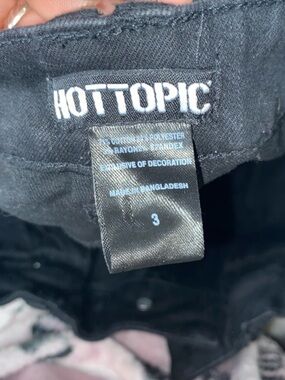 Hot Topic Black Kids Jeans Bottoms